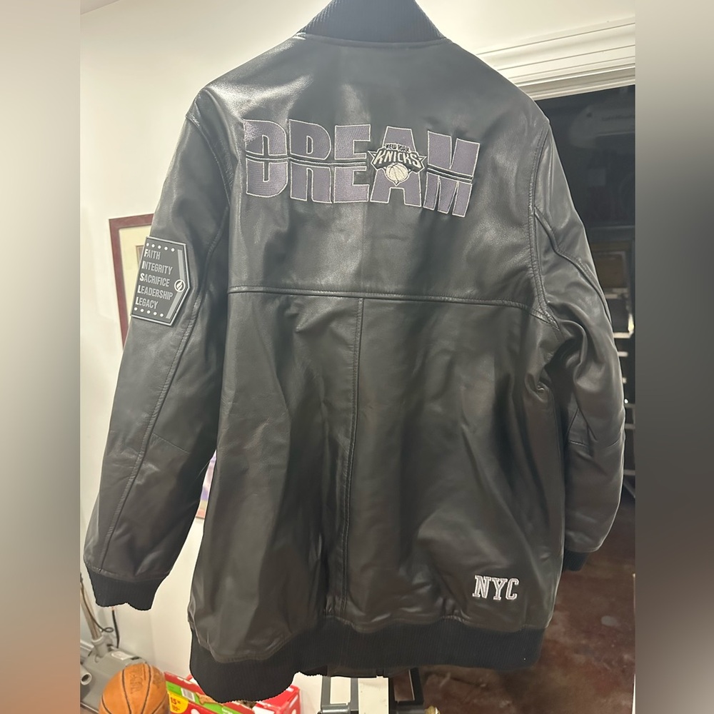 BNWT NY Knicks FISL leather players jacket